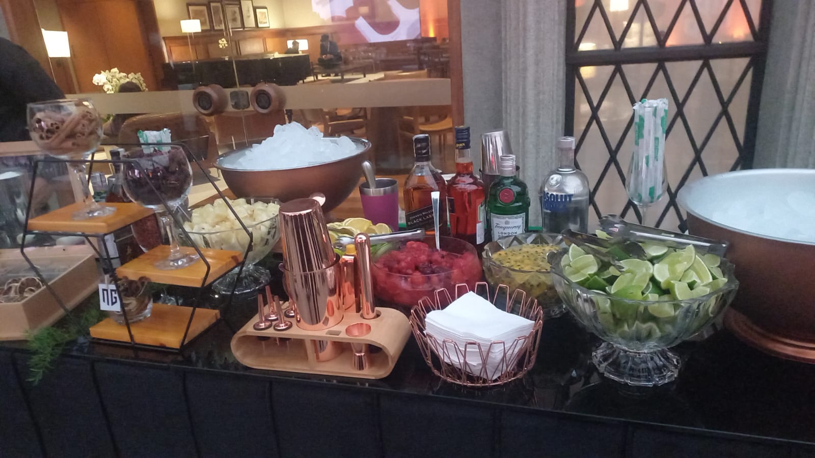 Estrutura completa de bar premium